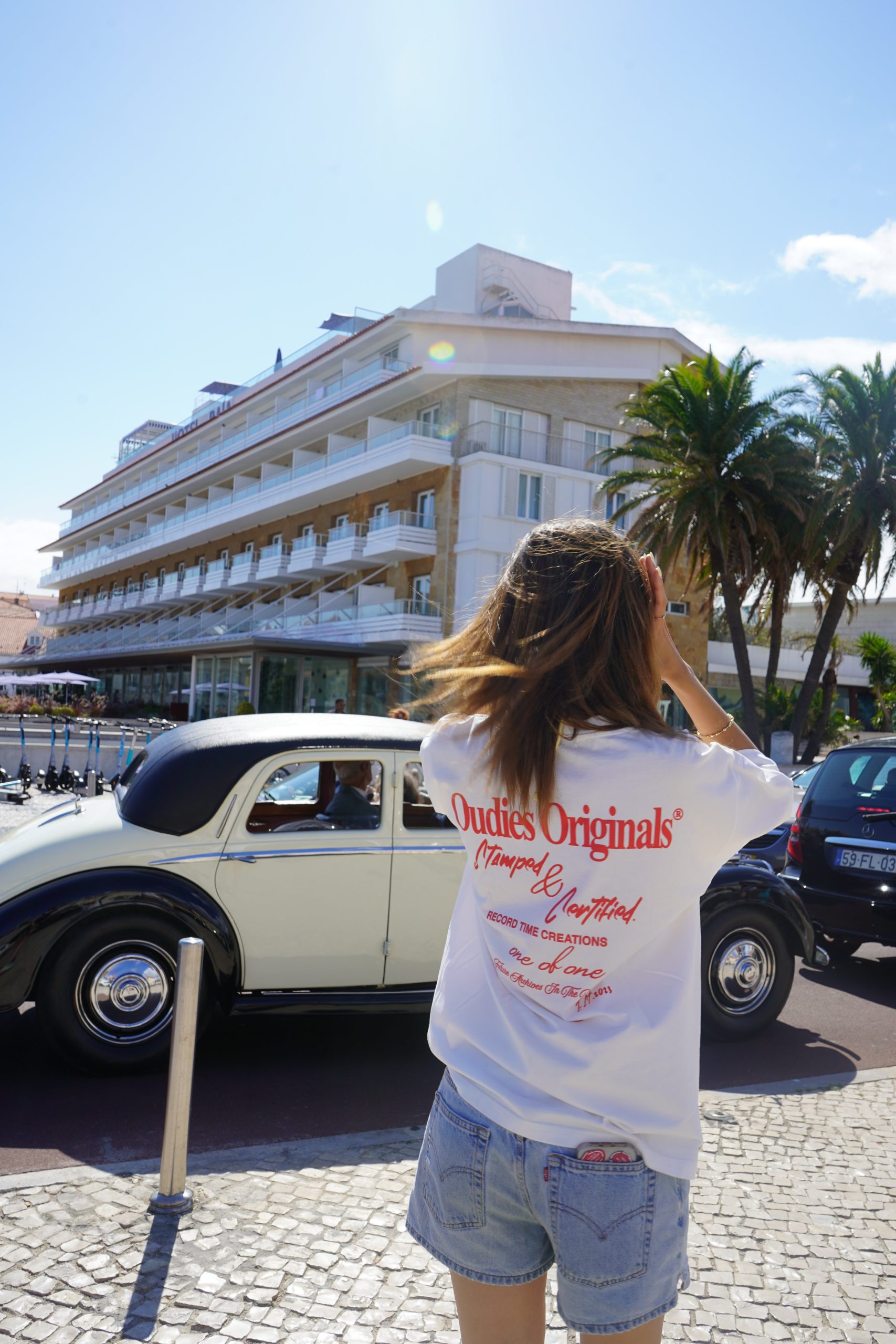 OUDIES ORIGINALS TEE (WHITE) - Image 4